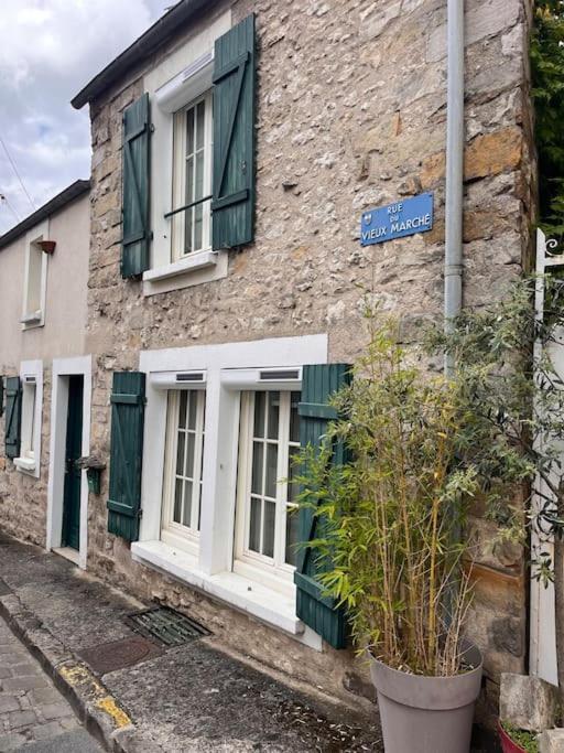 Charme Et Calme Au Coeur De Ville Moret-sur-Loing Exterior photo